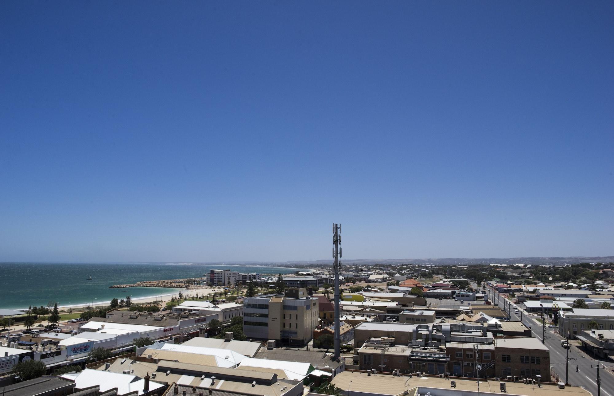 The Gerald Apartment Hotel Geraldton Exterior foto